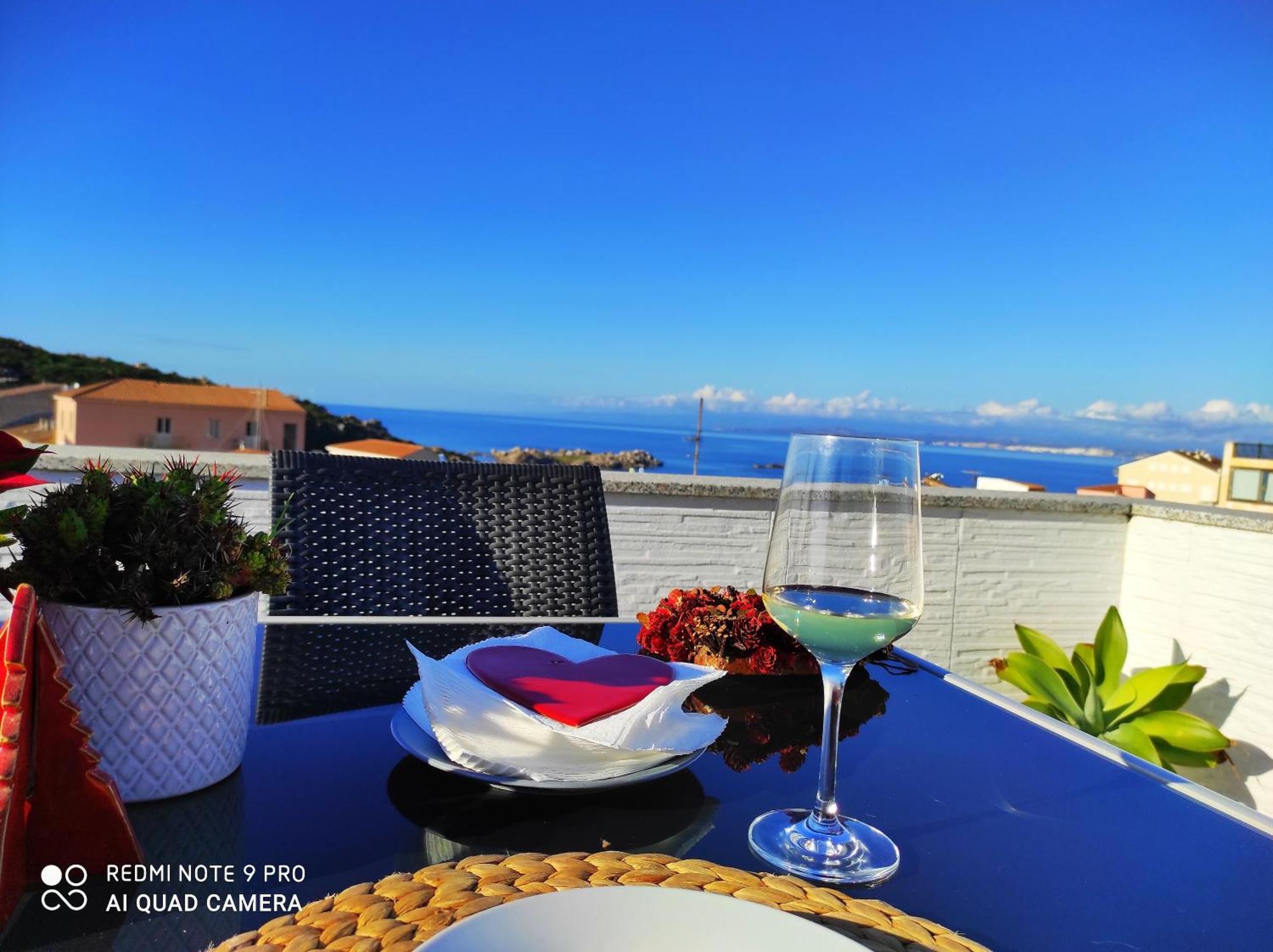 Domus De Janas Bed & Breakfast Santa Teresa Gallura Bagian luar foto